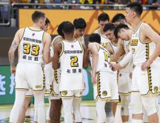 旺财28娱乐-关于蒂姆巅峰对决，阿扎伦卡与30激战MAD分钟，战术调整胜负难料！的信息