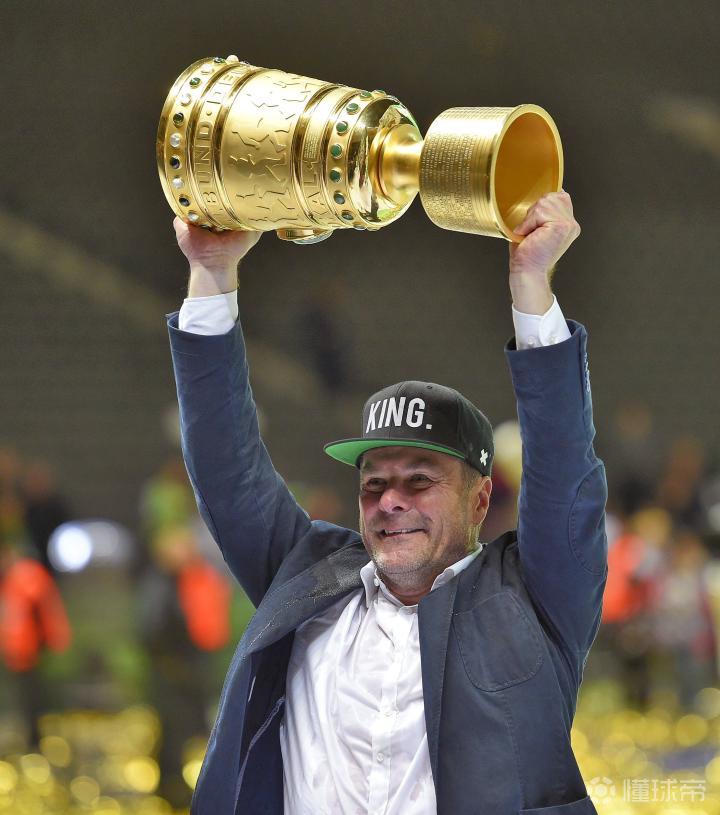 旺财28-关于Rookie遭遇十二连败，拜仁教练面临压力！的信息